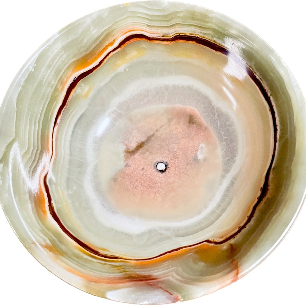 Natural Green Onyx Bowl with an Exquisite Red-White Accent – Holistic Living